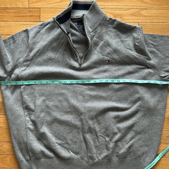 Tommy Hilfiger Men's Grey Quarter-Zip Sweater - Picture 3 of 3
